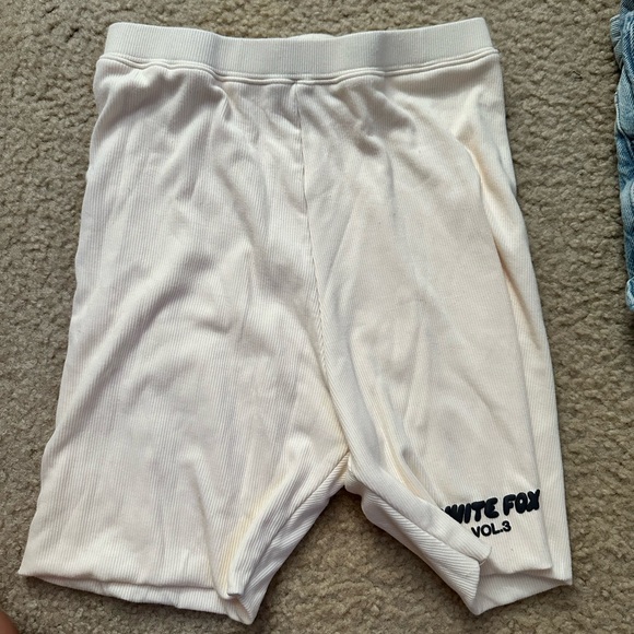 White fox biker shorts never worn - Picture 1 of 1